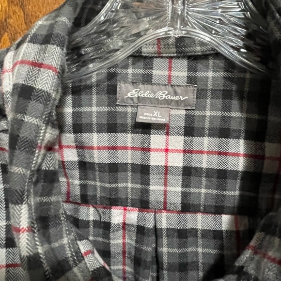 Eddie Bauer flannel shirt XL - Picture 2 of 3